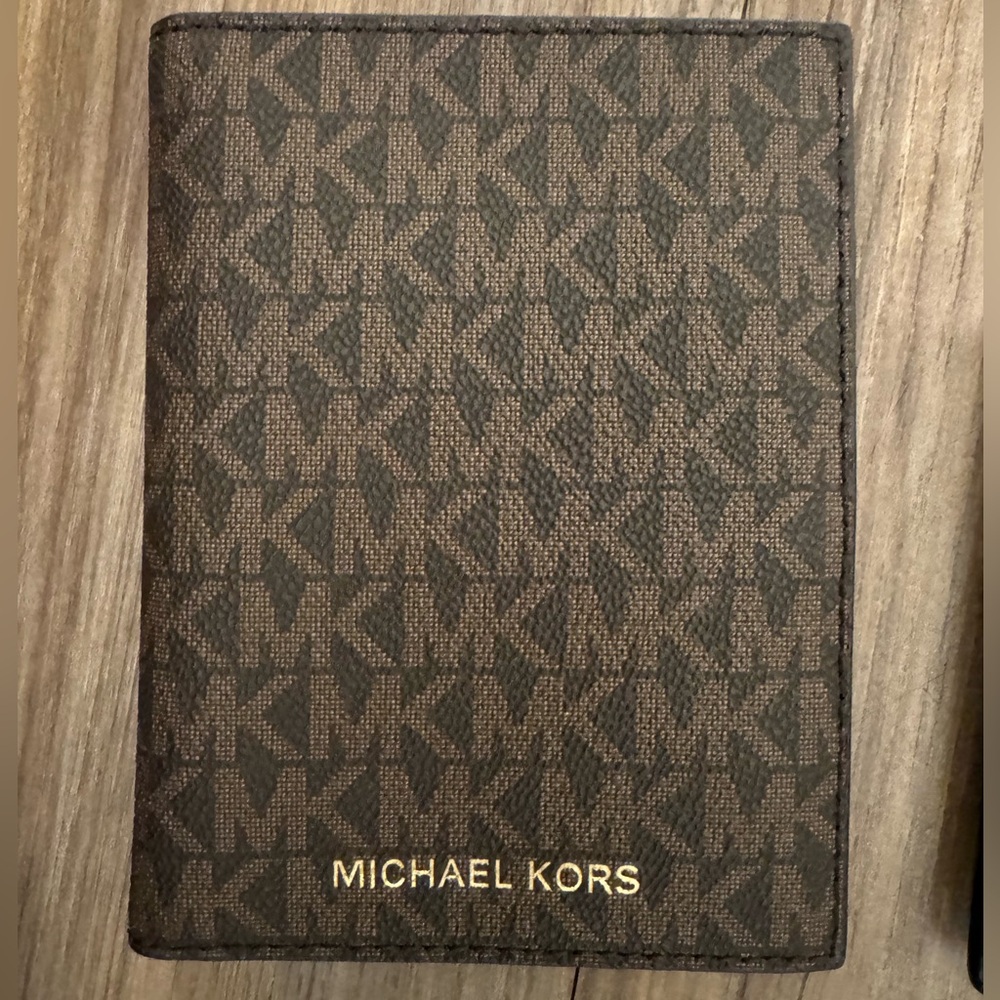 Michael Kors Logo Passport Holder- Brand New NEVER used.
